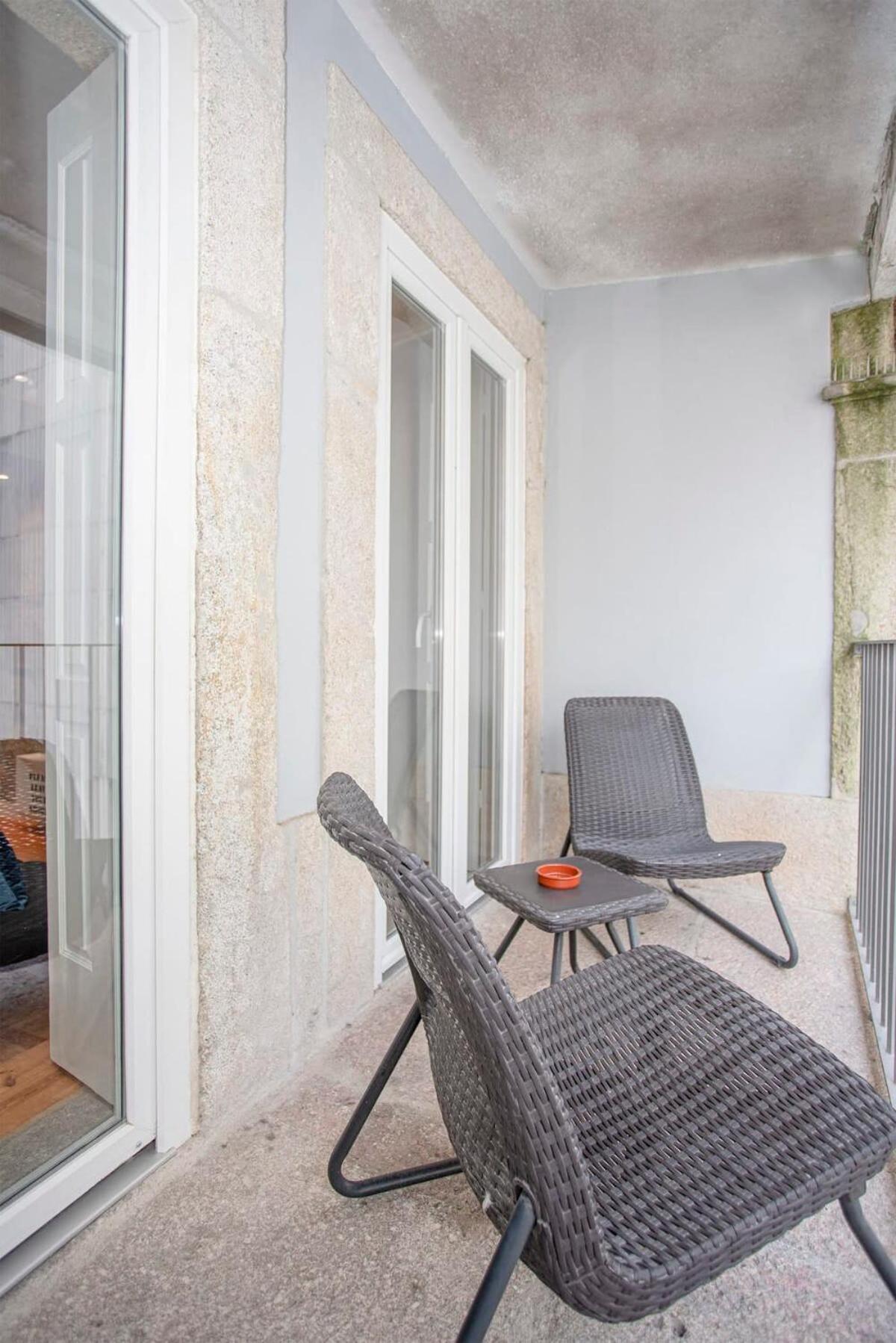 Liiiving In Porto - Heart Of Porto Mezzanine Apartment Exterior photo